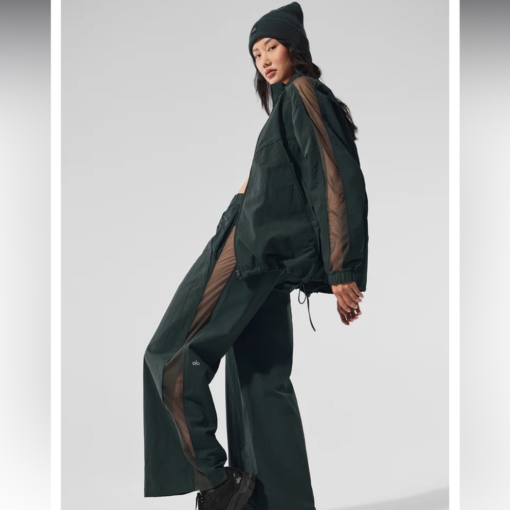 ALO Tall High Waist Wide Leg Dark Green Track Pant Size M